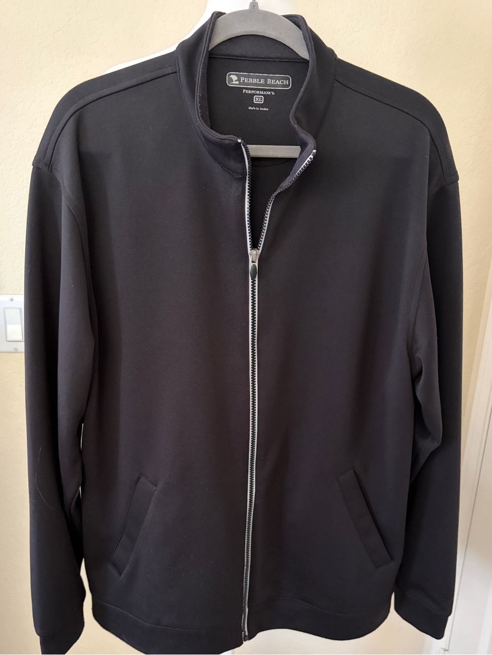 Pebble Beach Men's Black Zip-Front Lightweight Jacket